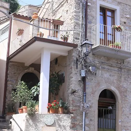 Due Sicilie Maison De Charme Bed & Breakfast Casalvecchio Siculo
